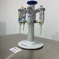 Eppendorf Set of 4 Research plus pipette image 0